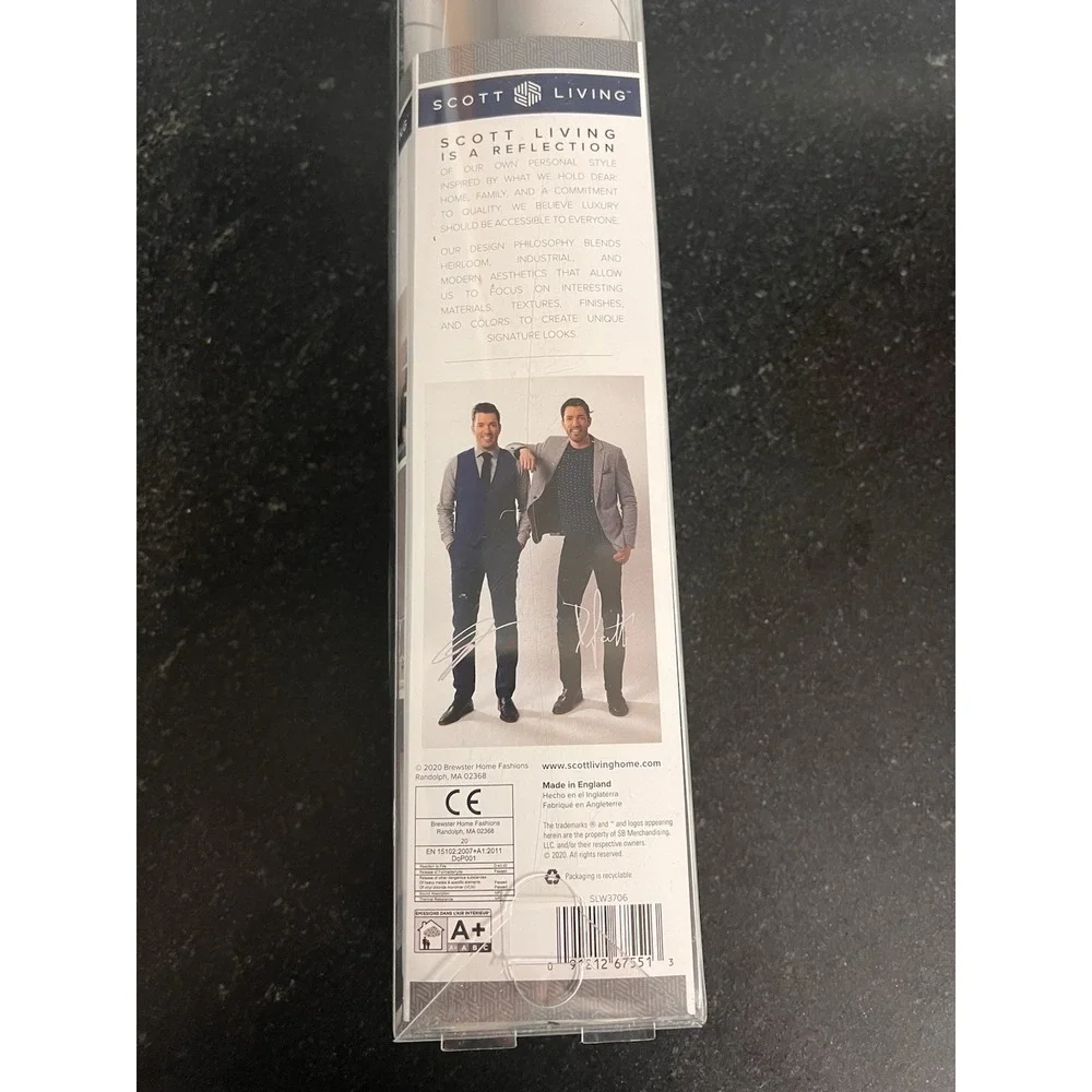 NIB New Scott Living Nu Wallpaper Self Adhesive Double Take Gold Metallic Finish